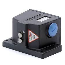 Balluff  BNS 819 D02-D12-100-10